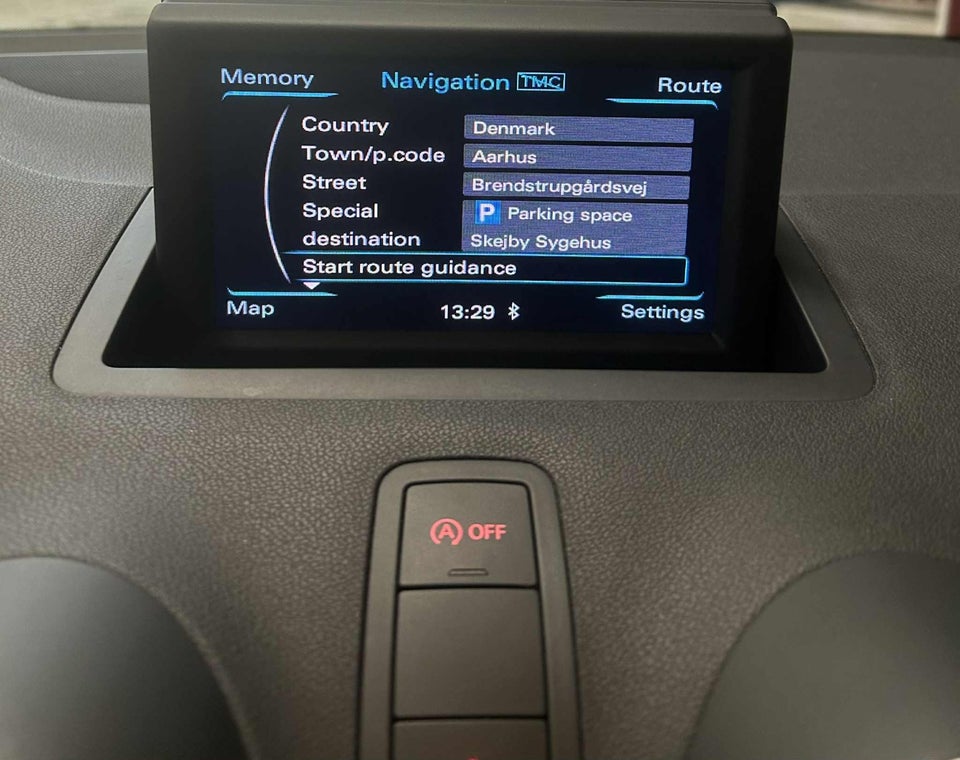 Audi A1 1,4 TFSi 122 Attraction Sportback 5d