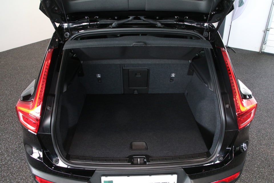 Volvo XC40 ReCharge Start 5d