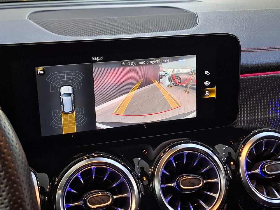 Mercedes EQB300 4Matic 5d