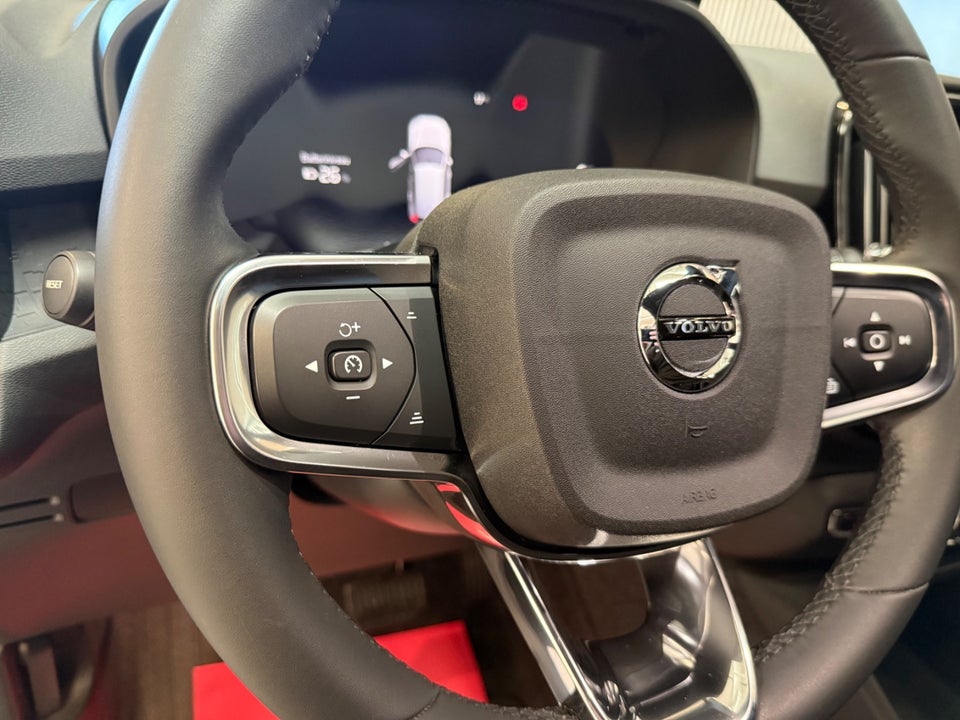 Volvo XC40 P6 ReCharge Core 5d