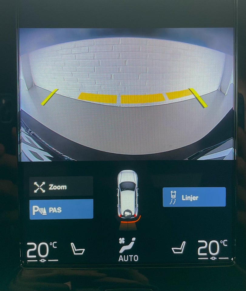 Volvo XC40 2,0 T4 190 Momentum aut. 5d