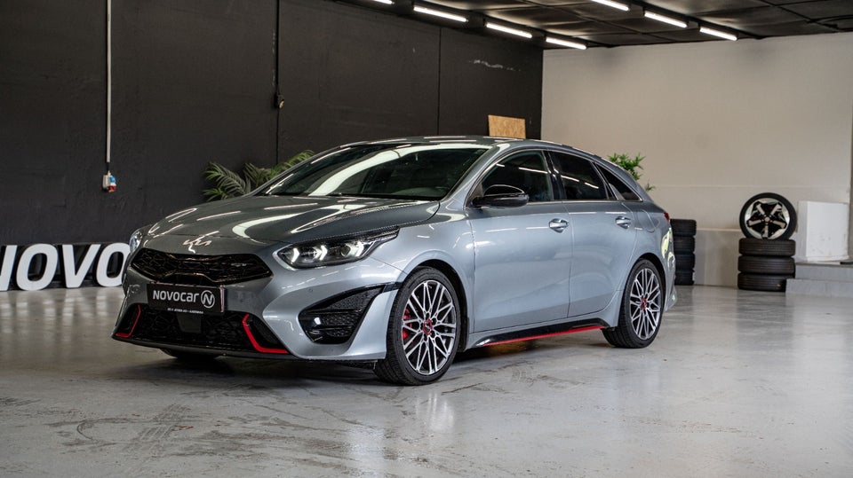 Kia ProCeed 1,6 T-GDi GT DCT 5d
