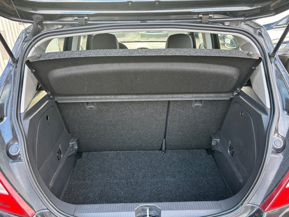 Opel Corsa 1,2 16V Cosmo 5d