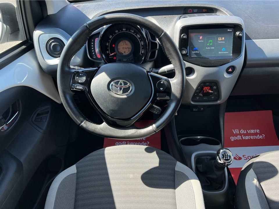 Toyota Aygo 1,0 VVT-i x-pression 5d