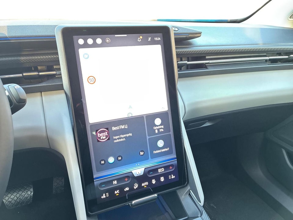 Ford Explorer 77 Premium Extended Range 5d