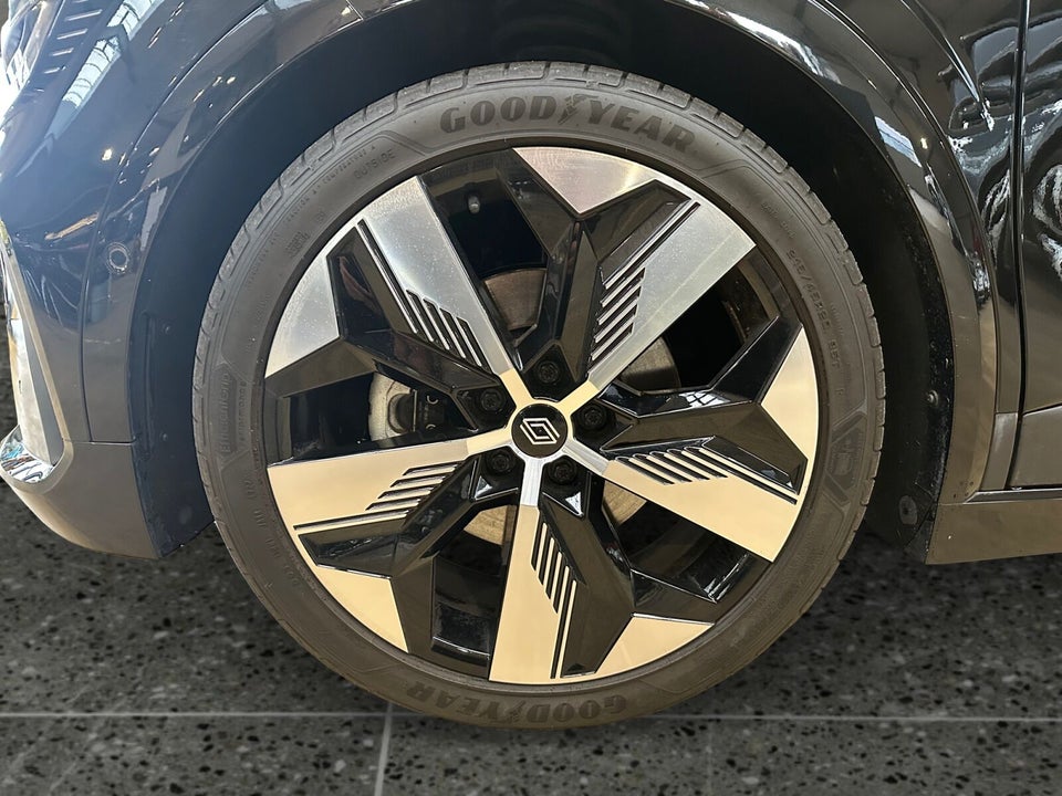 Renault Megane E-Tech 60 Techno 5d