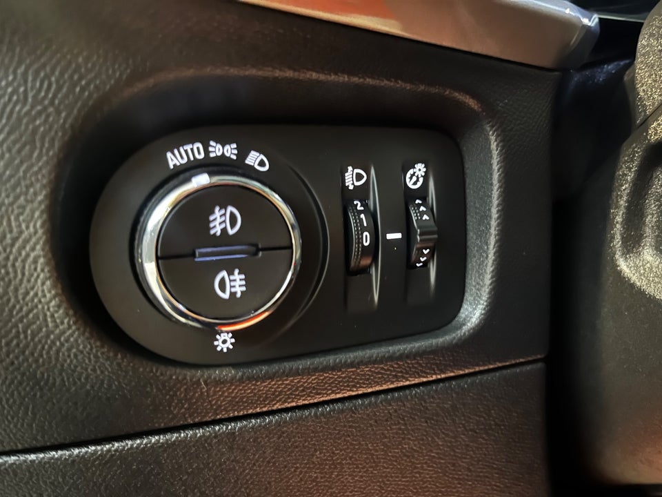 Opel Mokka-e 50 Elegance 5d