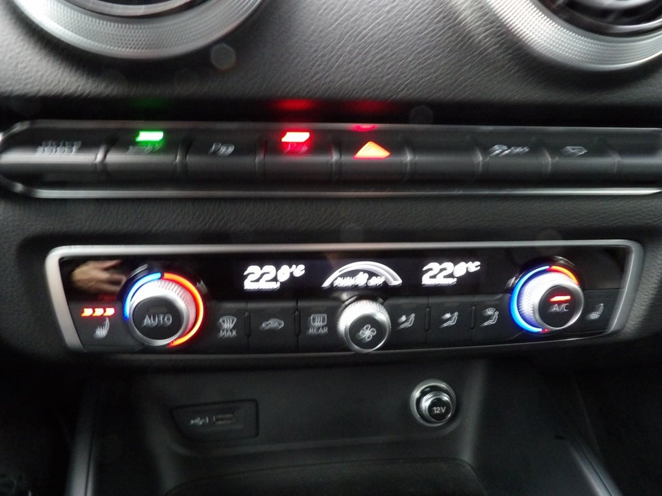 Audi A3 1,4 e-tron Sportback S-tr. 5d