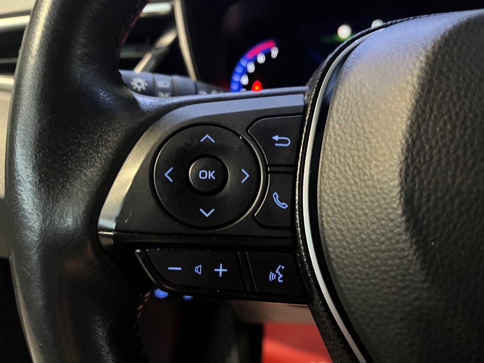 Suzuki Swace 1,8 HEV Exclusive stc. e-CVT 5d