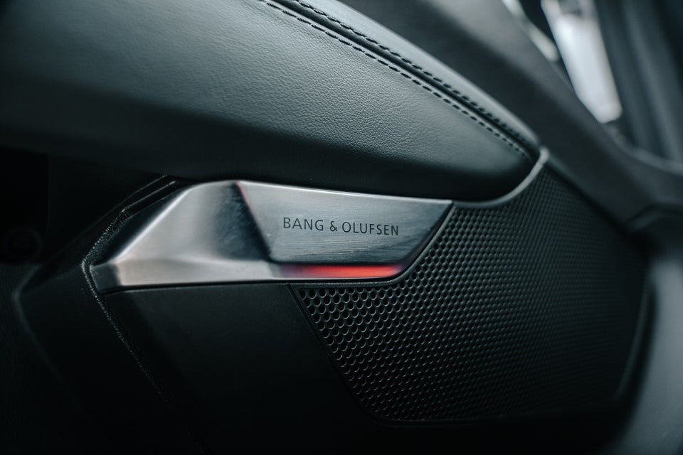 Audi RS e-tron GT quattro 4d
