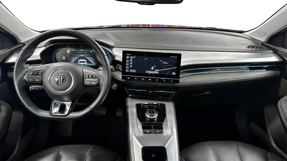 MG MG5 61 Luxury 5d