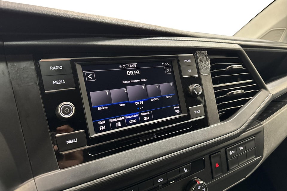 VW Transporter 2,0 TDi 150 Kassevogn DSG lang