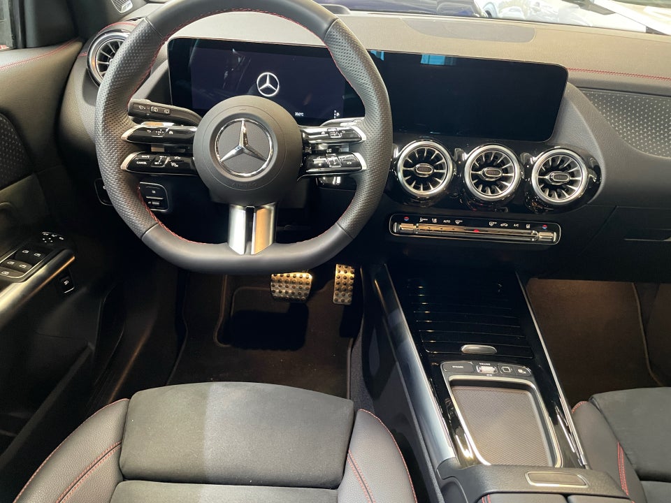 Mercedes EQA250+ AMG Premium 5d