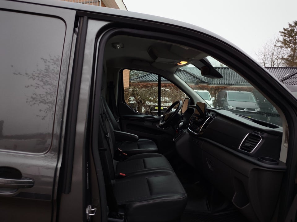 Ford Transit Custom 320L 2,0 TDCi 185 Sport aut.