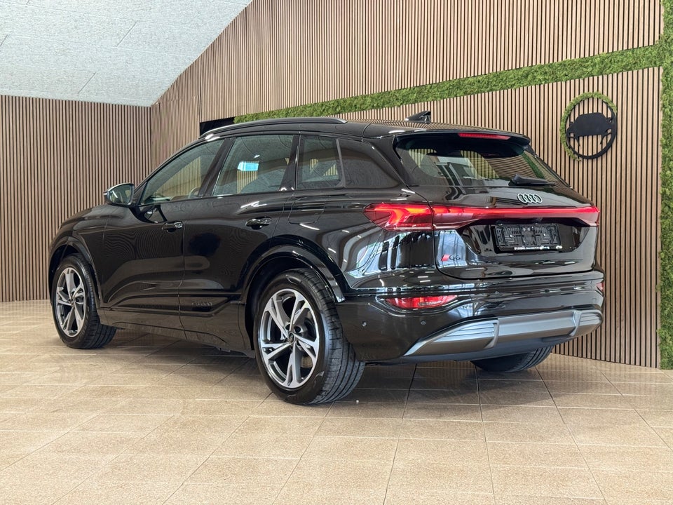 Audi Q6 e-tron Ultra quattro 5d