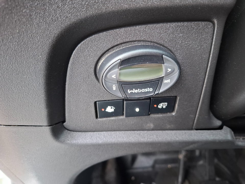 Iveco Daily 2,3 35S16 Alukasse m/lift AG8 2d