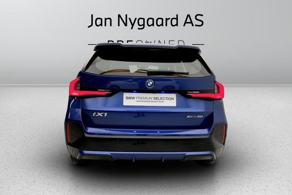 BMW iX1 xDrive30 M-Sport Premium 5d