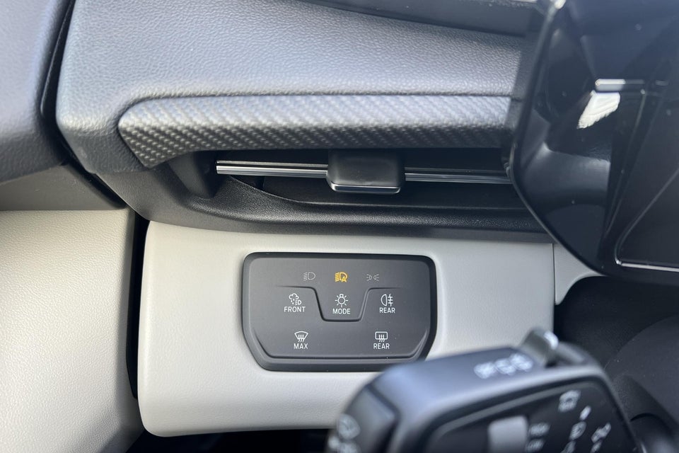 Ford Explorer 77 Premium Extended Range 5d