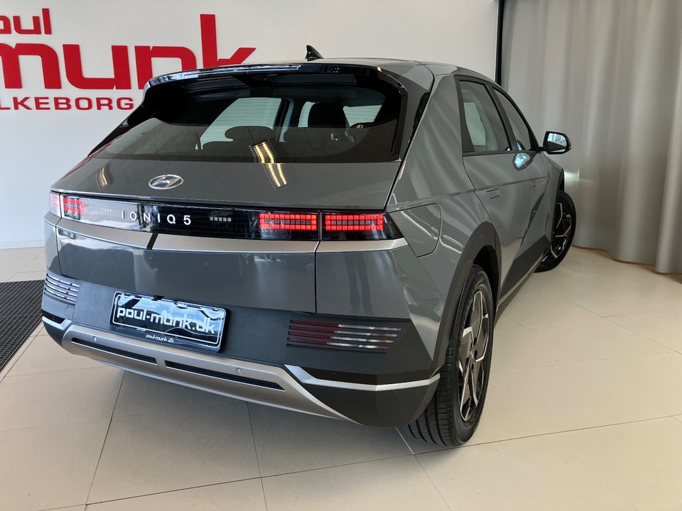 Hyundai Ioniq 5 77 Essential 5d