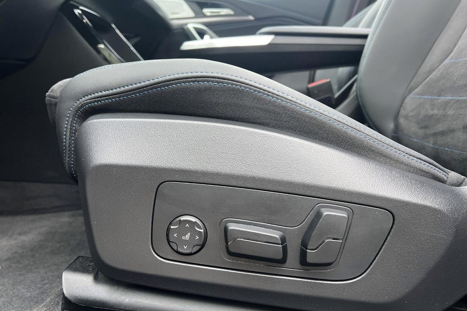 BMW iX1 eDrive20 M-Sport Pro 5d