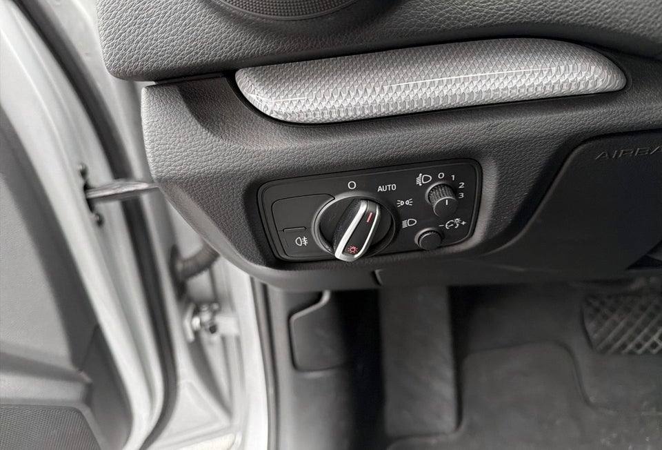 Audi A3 1,4 TFSi 122 Ambition Sportback S-tr. 5d