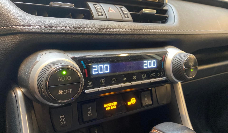 Toyota RAV4 2,0 T3 Smart 5d