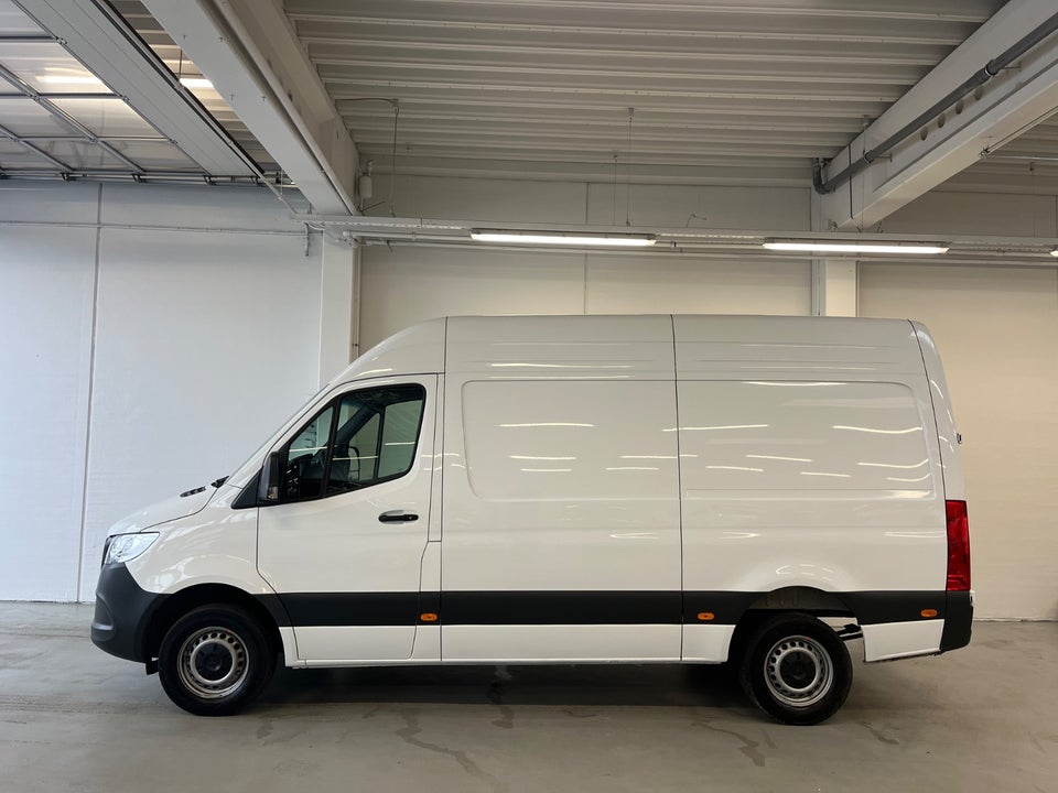 Mercedes Sprinter 317 2,0 CDi A2 Kassevogn PRO aut. RWD
