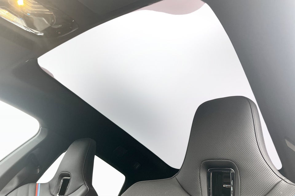 BMW iX xDrive60 Fully Charged 5d