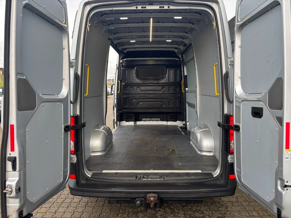 MAN TGE 2,0 3.180 Kassevogn L3H3 aut. FWD