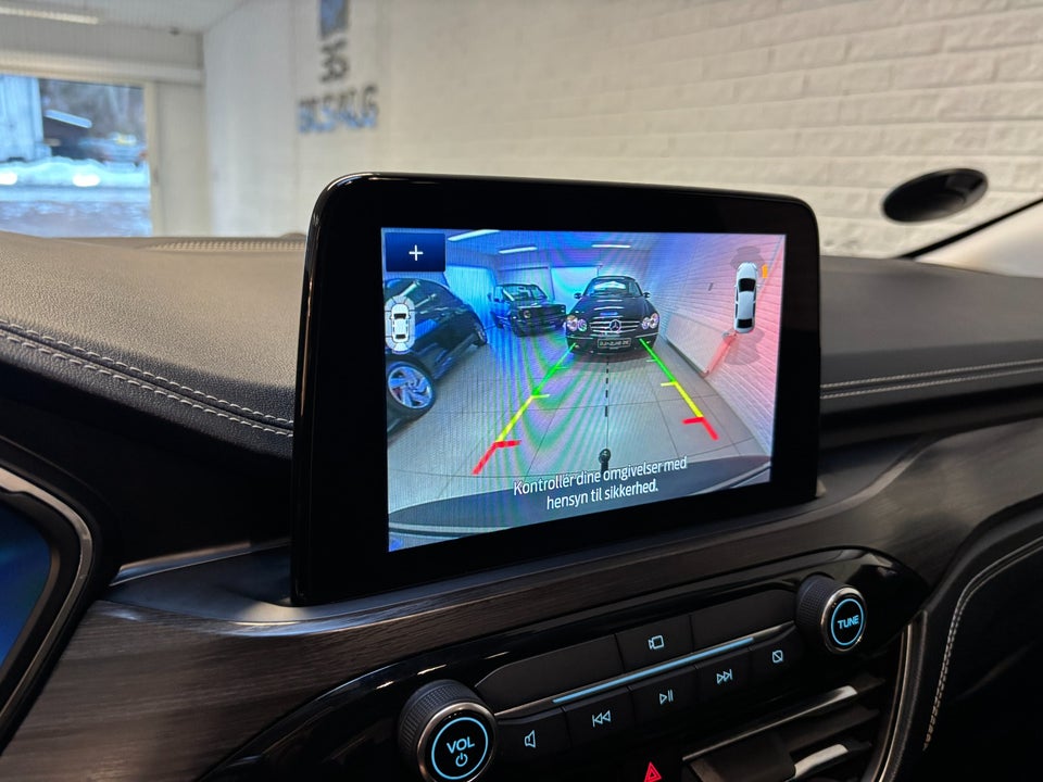 Ford Kuga 2,5 PHEV Vignale CVT 5d