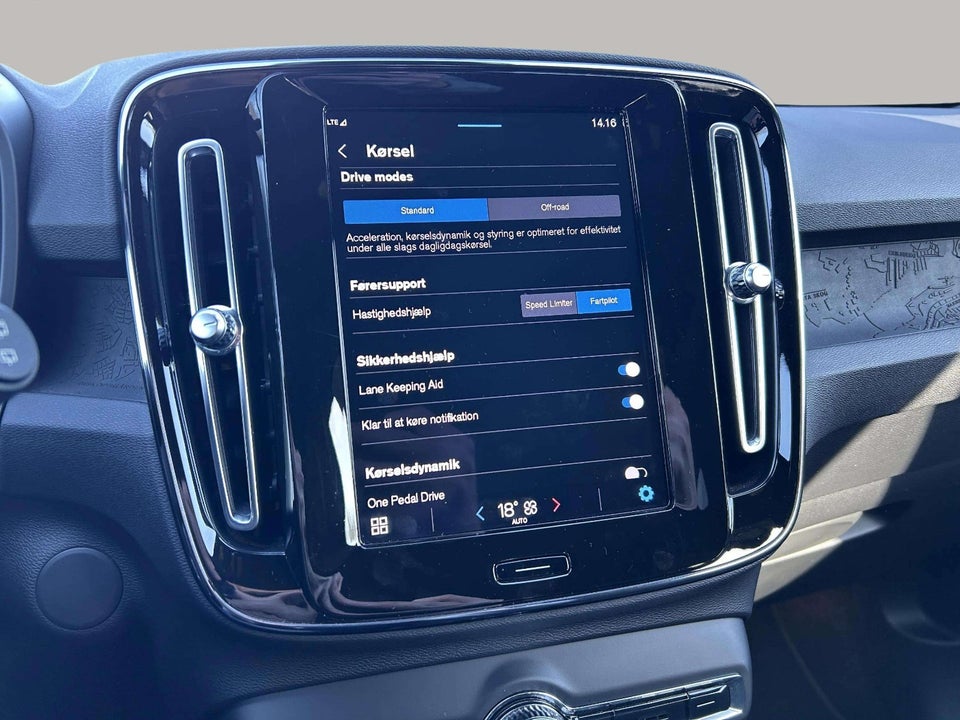 Volvo XC40 P6 ReCharge Core 5d