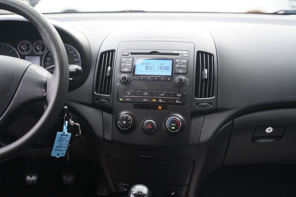 Hyundai i30 1,6 CRDi 90 Classic 5d