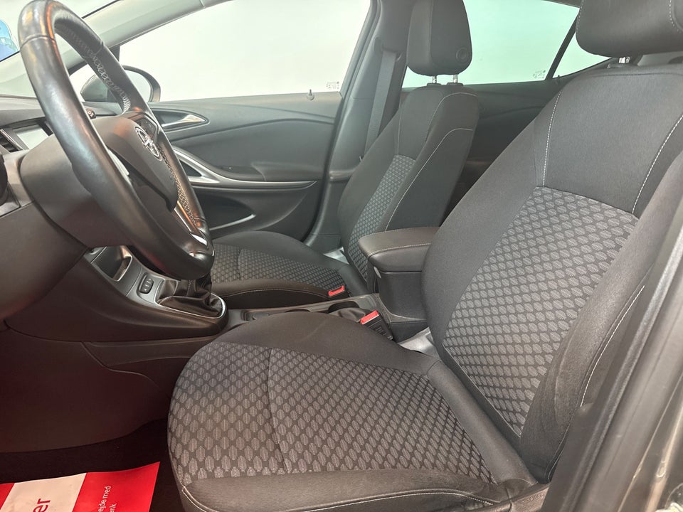 Opel Astra 1,4 T 150 Enjoy 5d