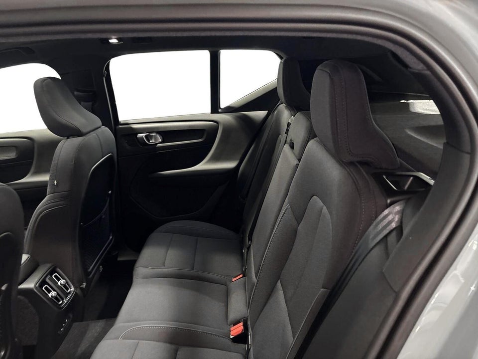 Volvo XC40 P8 ReCharge Twin Pro 5d