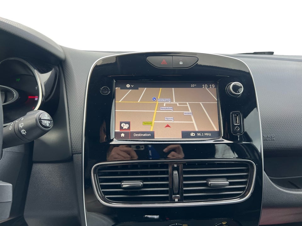 Renault Clio IV 0,9 TCe 90 Zen Sport Tourer 5d