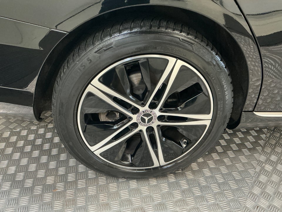 Mercedes C300 de 2,0 Avantgarde stc. aut. 5d