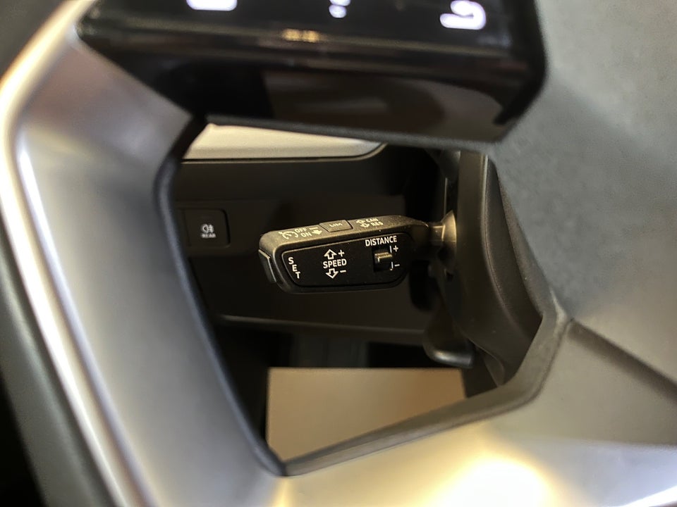 Audi Q4 e-tron 40 S-line 5d