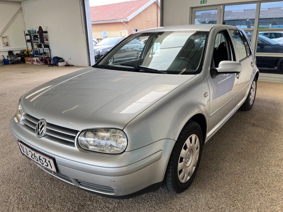 VW Golf IV 2,0 Trendline 5d