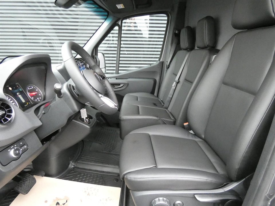 Mercedes Sprinter 317 2,0 CDi A2 Kassevogn PRO aut. RWD