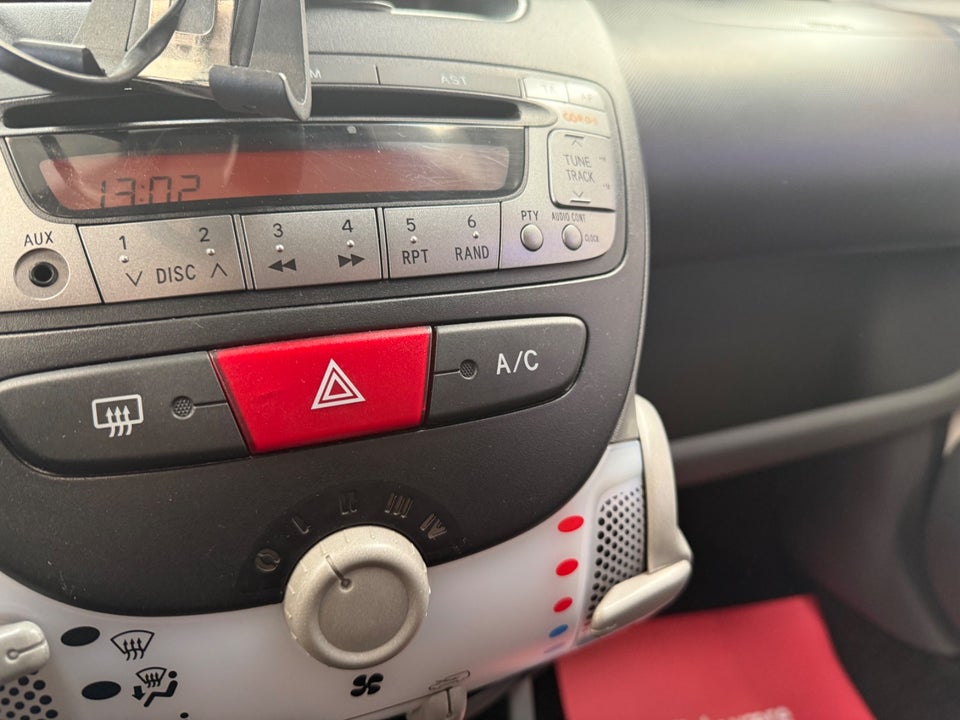 Peugeot 107 1,0 Active 5d