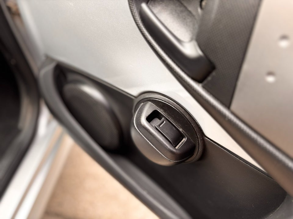 Citroën C1 1,0i Attraction 5d