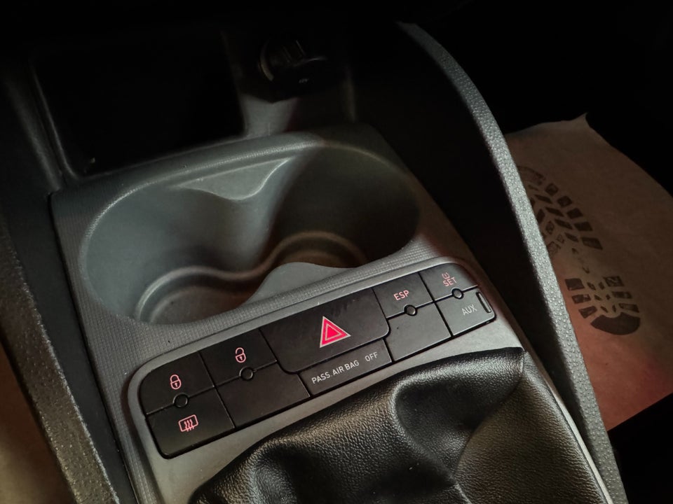 Seat Ibiza 1,2 12V 70 Reference SC 3d