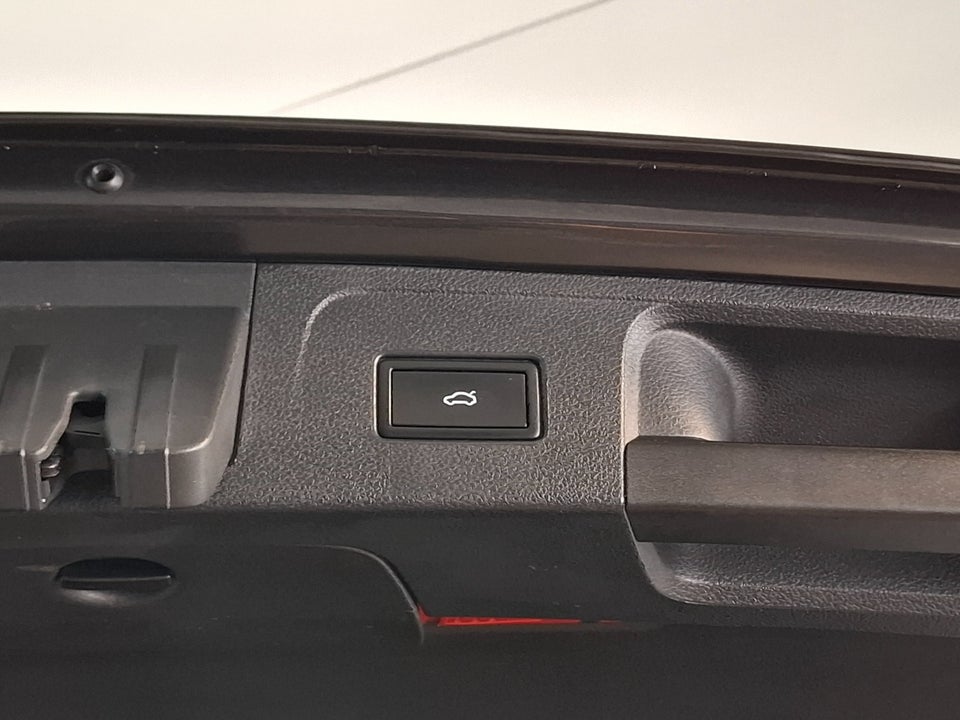 VW Passat 1,4 GTE High Variant DSG 5d