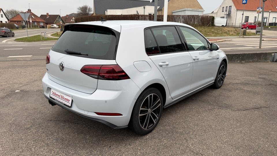 VW Golf VII 1,4 GTE DSG 5d