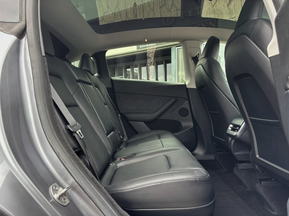 Tesla Model Y Performance AWD 5d