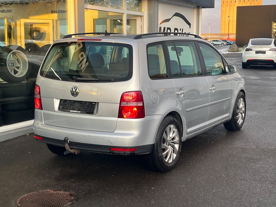 VW Touran 1,9 TDi 105 BlueMotion 7prs 5d