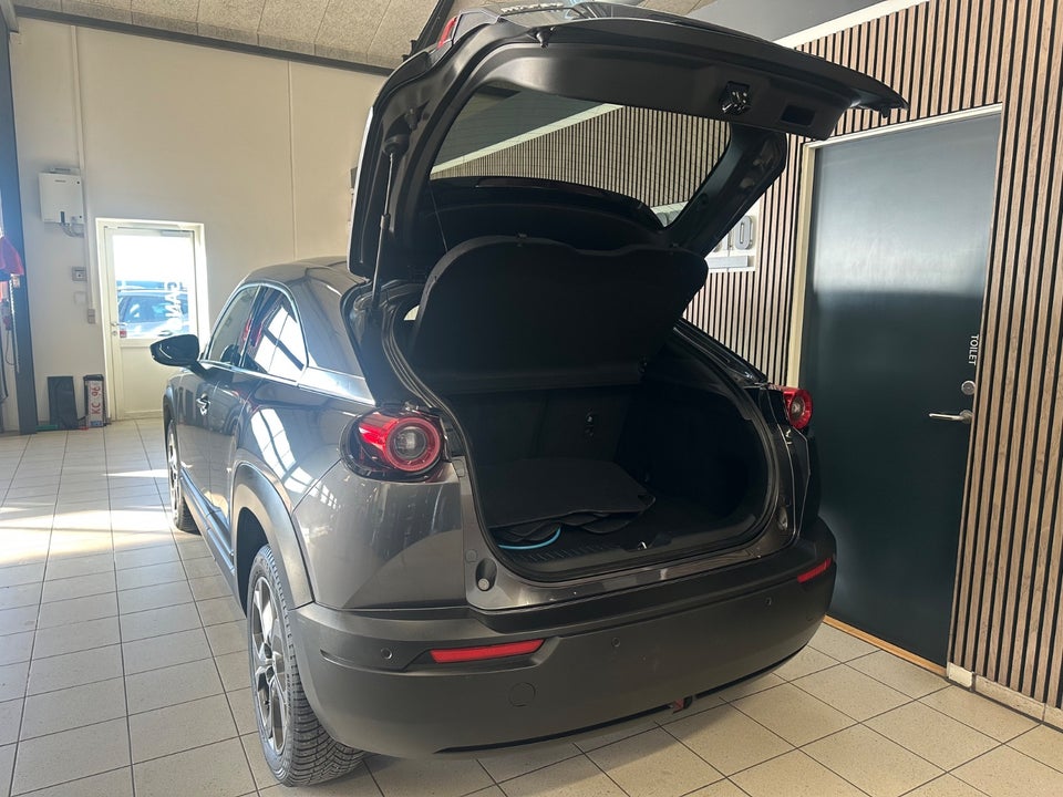 Mazda MX-30 e-SkyActiv First Edition 5d