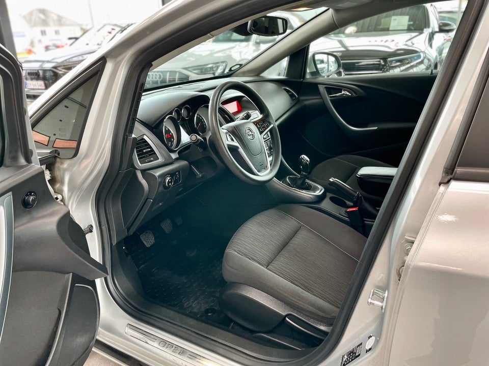 Opel Astra 1,7 CDTi 110 Enjoy Sports Tourer eco 5d
