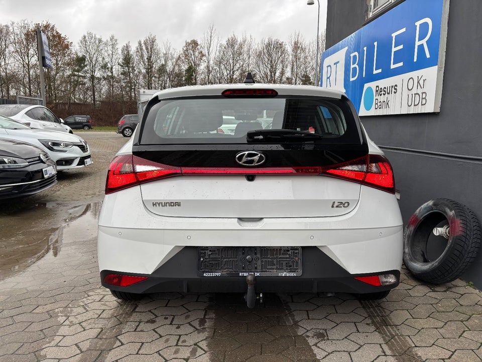 Hyundai i20 1,0 T-GDi Essential DCT 5d