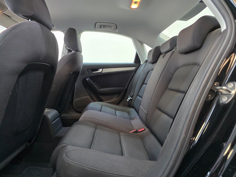 Audi A4 2,0 TDi 143 4d